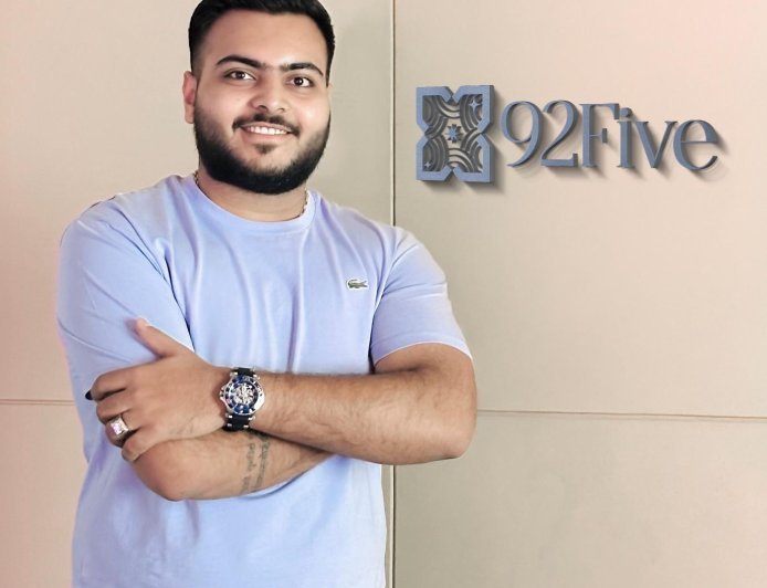 સુરતમાં પ્રીમિયમ ક્વોલિટી સિલ્વર જ્વેલરીનું અનોખું નામ – 92FIVE JEWELS : હર ઘર ખુશીઓ ફેલાવવાનું મિશન